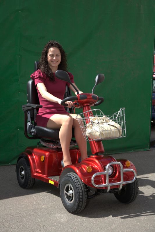 Скутер для пожилых людей и инвалидов E-toro mobility 89 Скутер для пожилых людей и инвалидов E-toro mobility 89